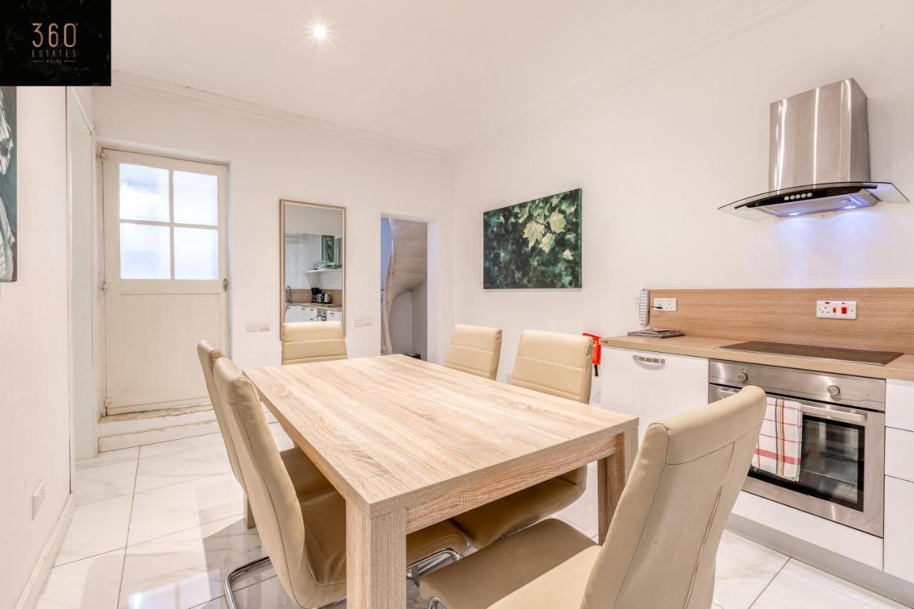 Mesmerising Views For A 2Br Apt In The Capital By 360 Estates Valletta Exterior foto